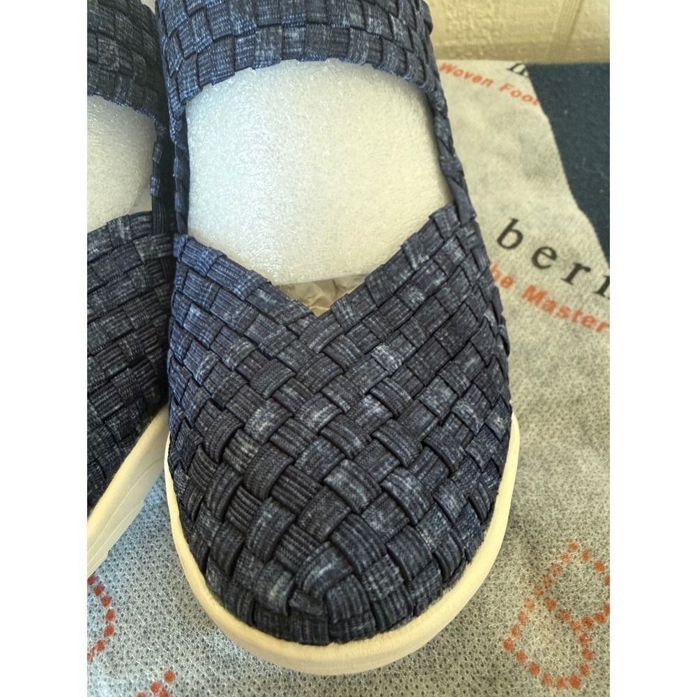 Bernie Mev Kids Woven Mary Jane Sneakers Navy Blue Elastic Flats Size 32 - Picture 5 of 8
